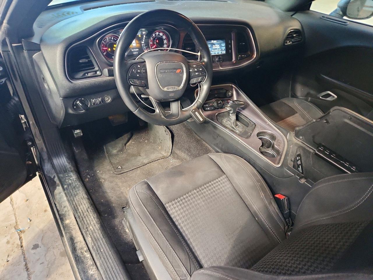 2015 Dodge Challenger Sxt - zdjęcie 8