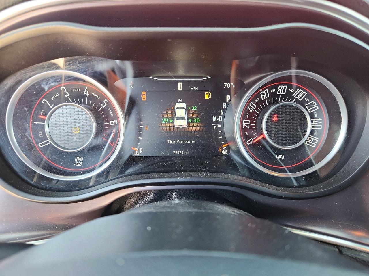 2016 Dodge Challenger Sxt - zdjęcie 9