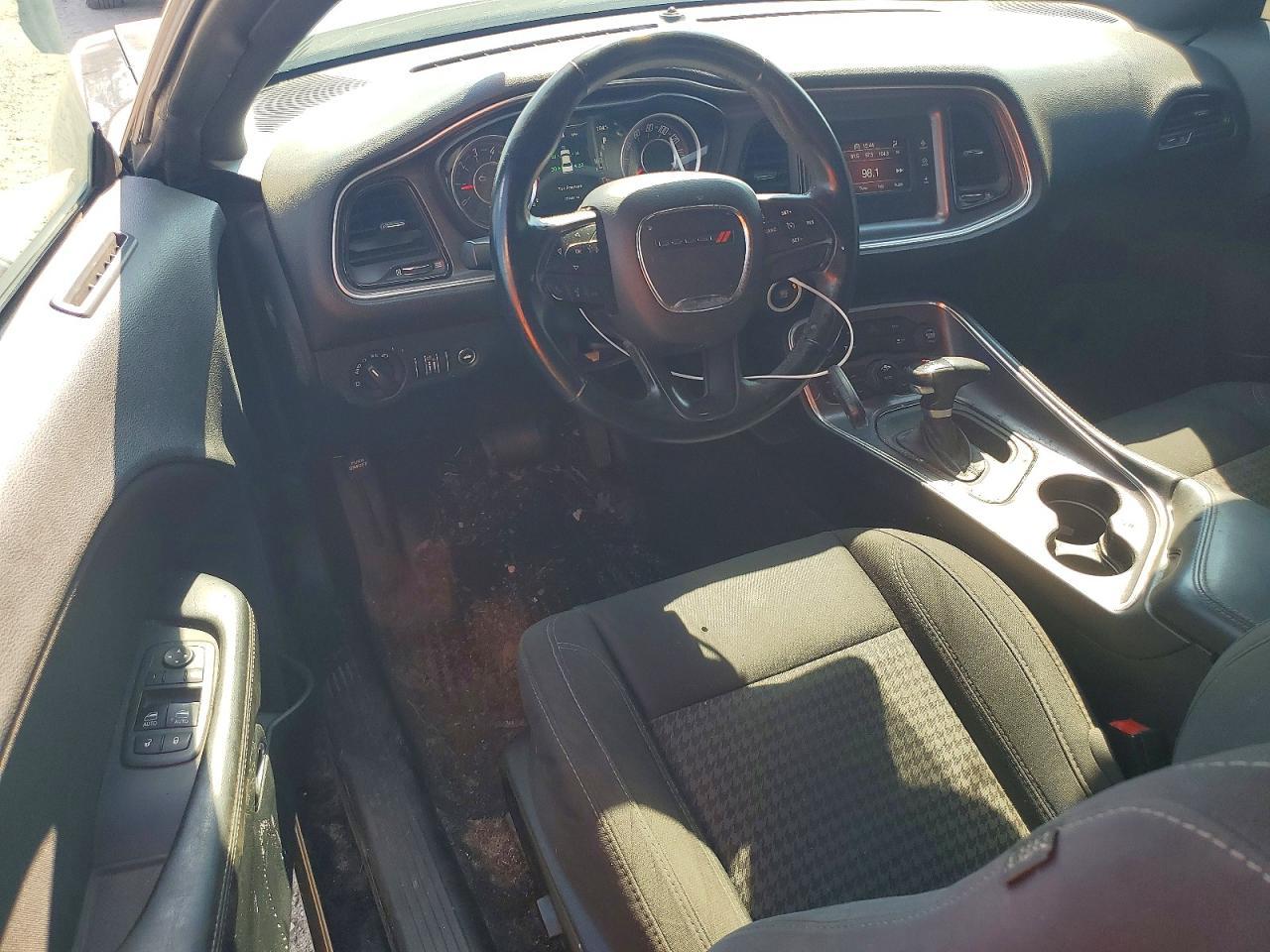 2016 Dodge Challenger Sxt - zdjęcie 8