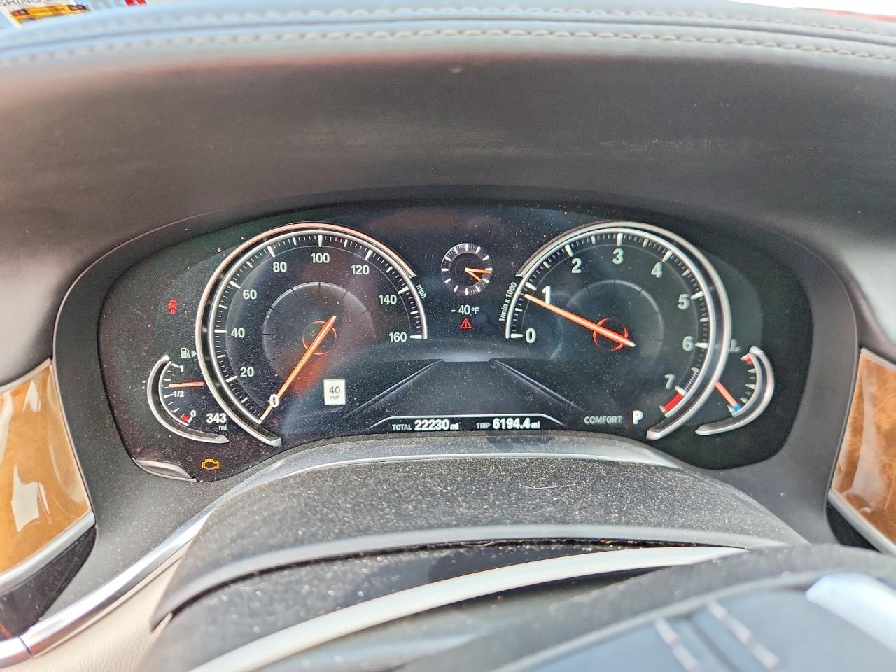 2017 BMW Seria 7 B7 - zdjęcie 9