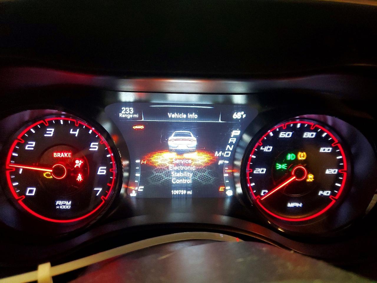 2017 Dodge Charger Sxt - zdjęcie 9