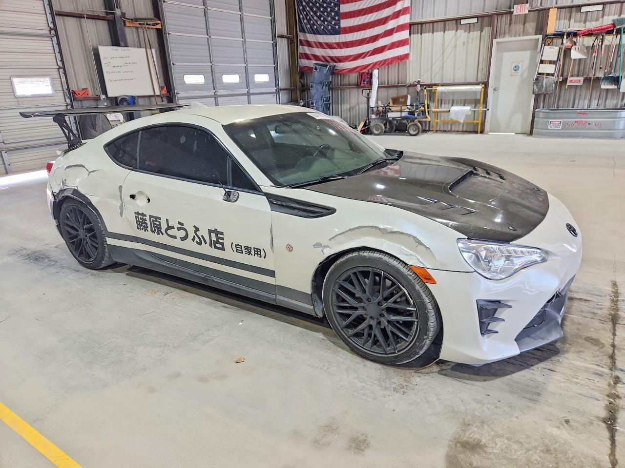 2017 Toyota 86 Special Edition - zdjęcie 4