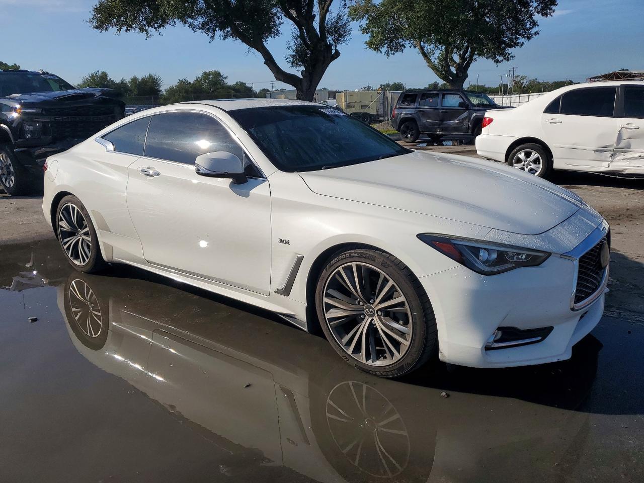 2020 Infiniti Q60 3.0T Luxe - zdjęcie 4