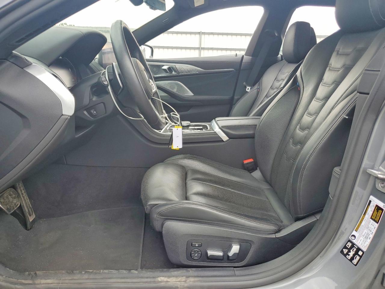 2024 BMW Seria 8 840i - zdjęcie 7