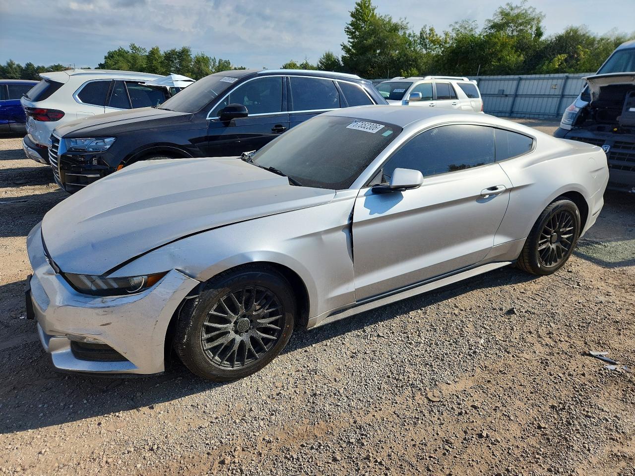 2016 Ford Mustang - zdjęcie główne