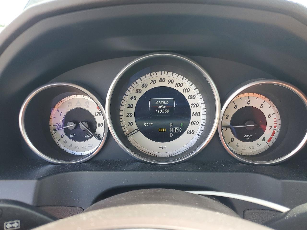 2014 Mercedes-Benz E 350 - zdjęcie 9