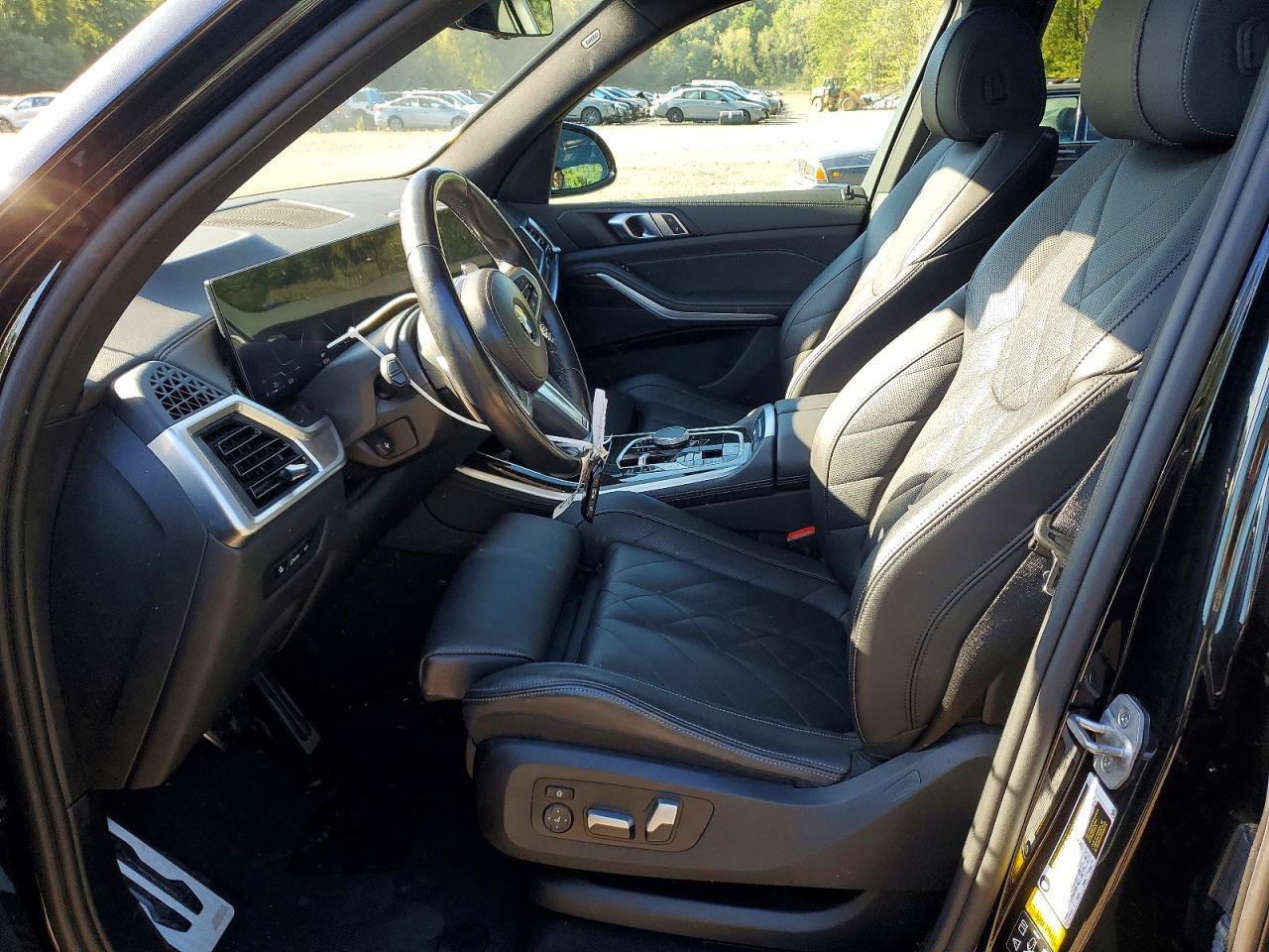 2024 BMW X5 xDrive40I - zdjęcie 7