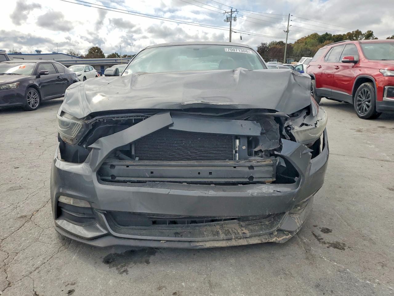 2017 Ford Mustang - zdjęcie 5