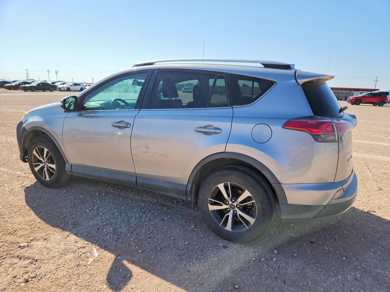 2016 Toyota Rav4 Xle - zdjęcie 2