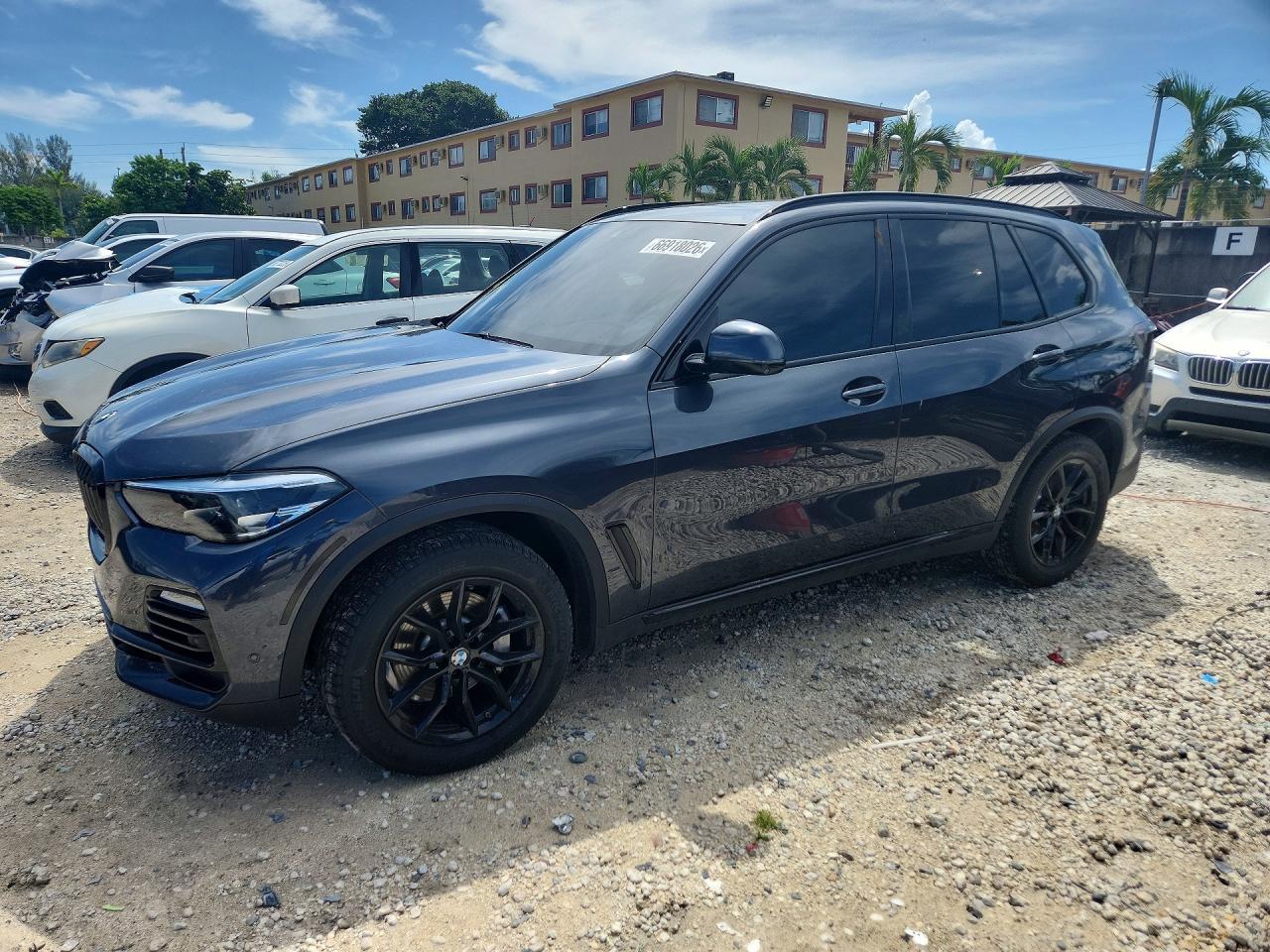 2020 BMW X5 Sdrive 40I - zdjęcie główne