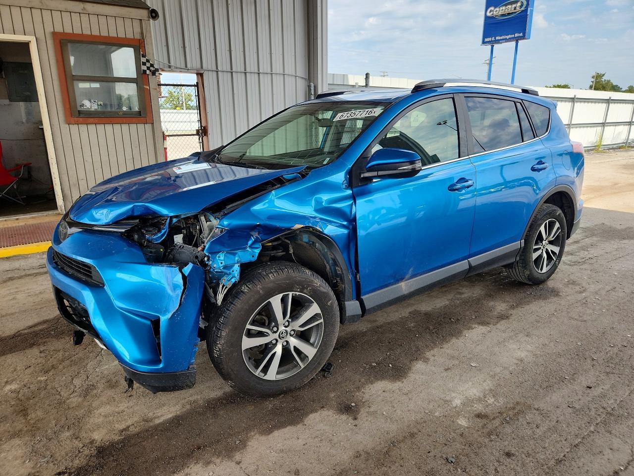 2016 Toyota Rav4 Xle - zdjęcie główne