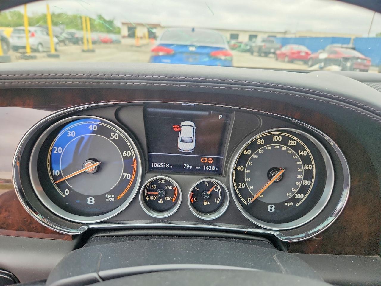 2014 Bentley Flying Spur - zdjęcie 9