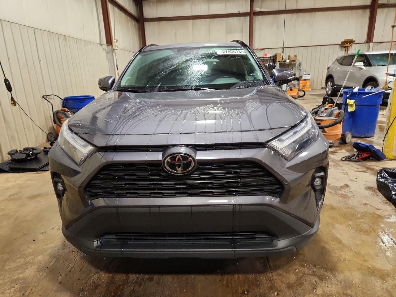 2025 Toyota Rav4 Xle Premium - zdjęcie 5