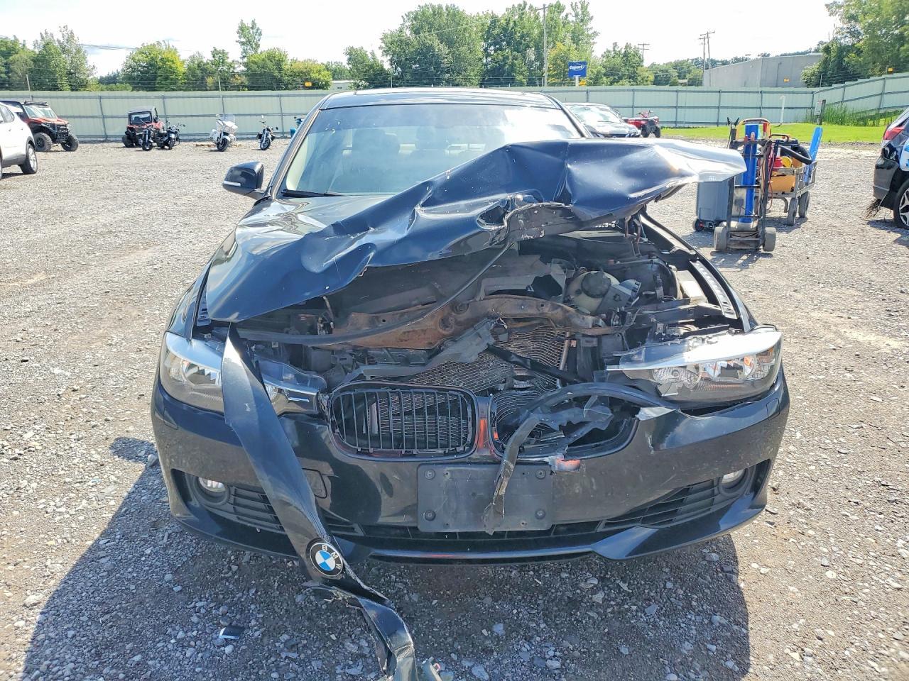 2014 BMW Seria 3 328i - zdjęcie 5