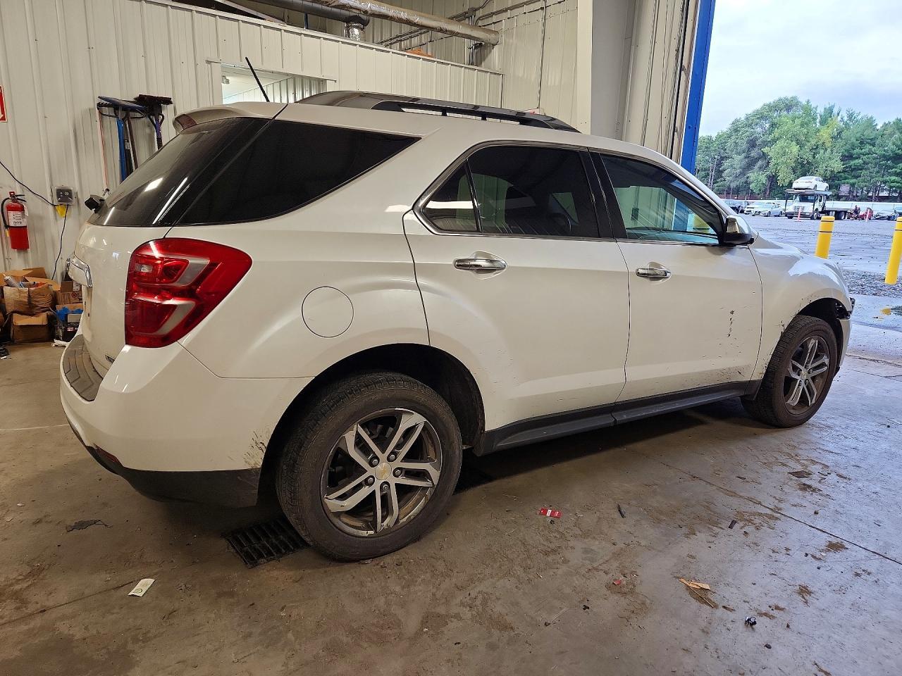 2017 Chevrolet Equinox Premier - zdjęcie 3