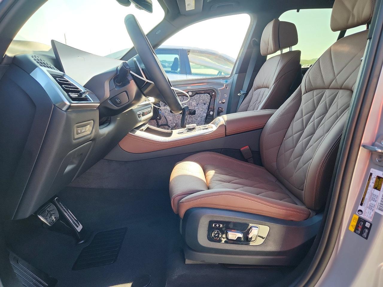 2026 BMW X5 xDrive50E - zdjęcie 7