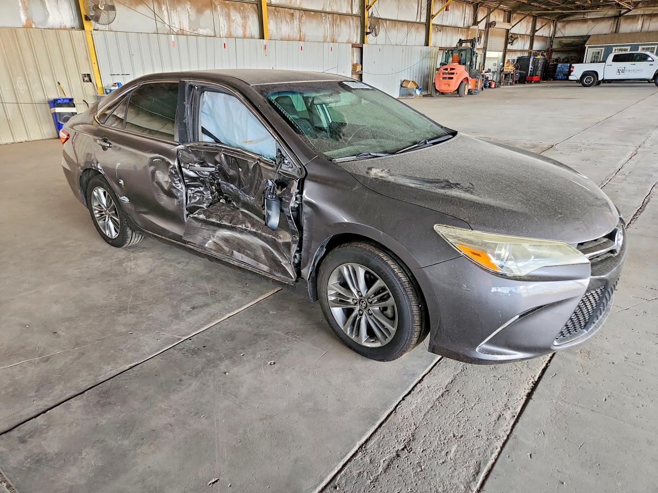 2017 Toyo Camry - zdjęcie 4