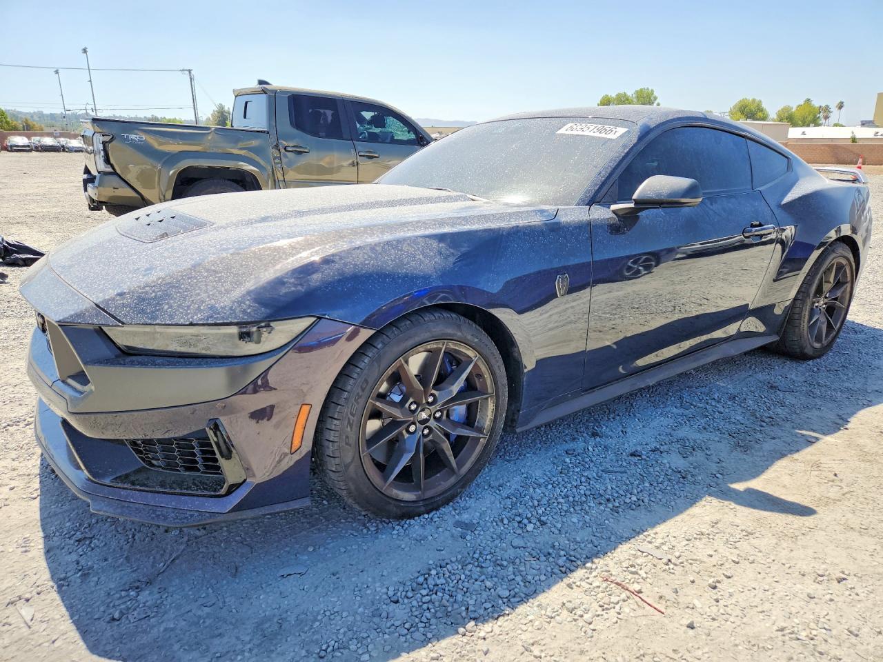 2025 Ford Mustang Dark Horse - zdjęcie główne