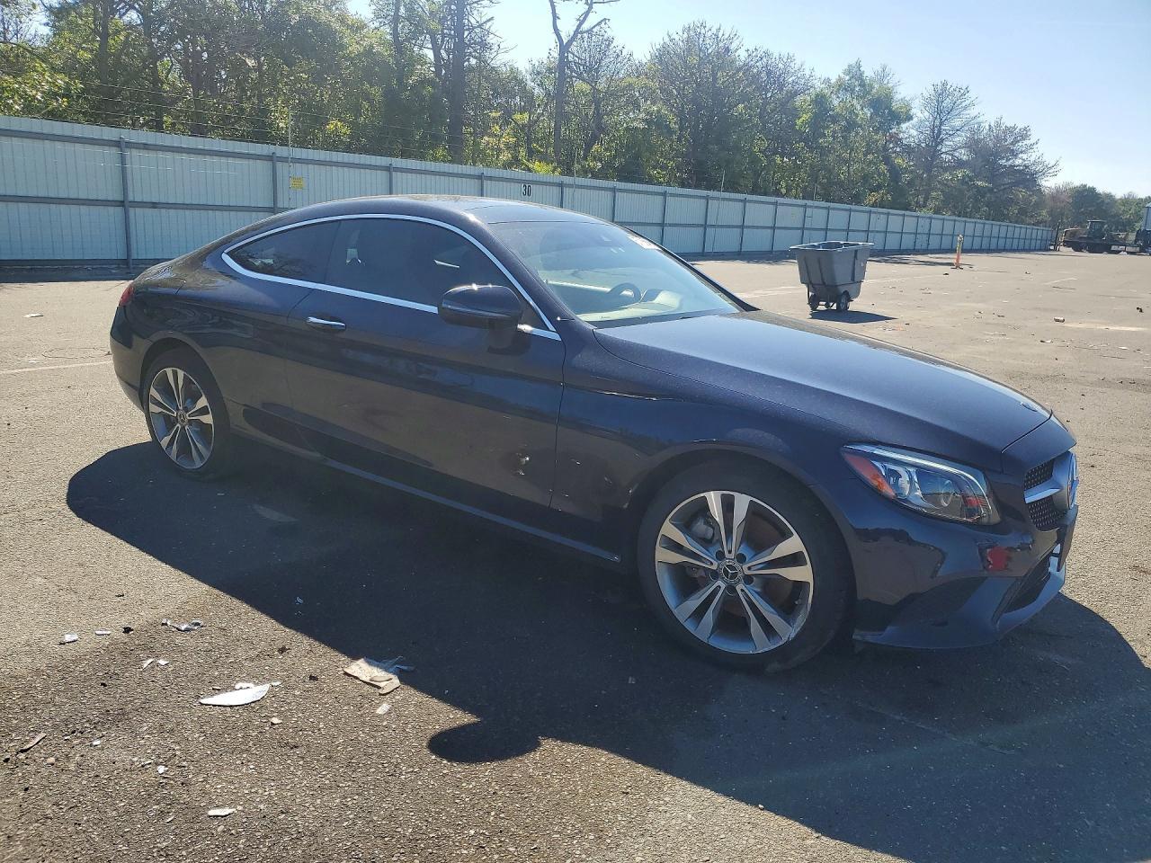 2019 Mercedes-Benz C 300 4Matic - zdjęcie 4