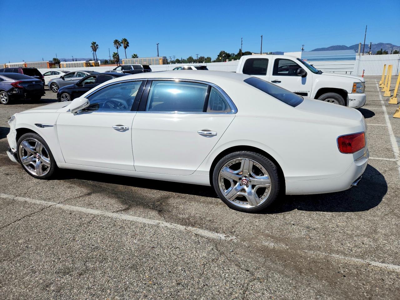2015 Bentley Flying Spur - zdjęcie 2