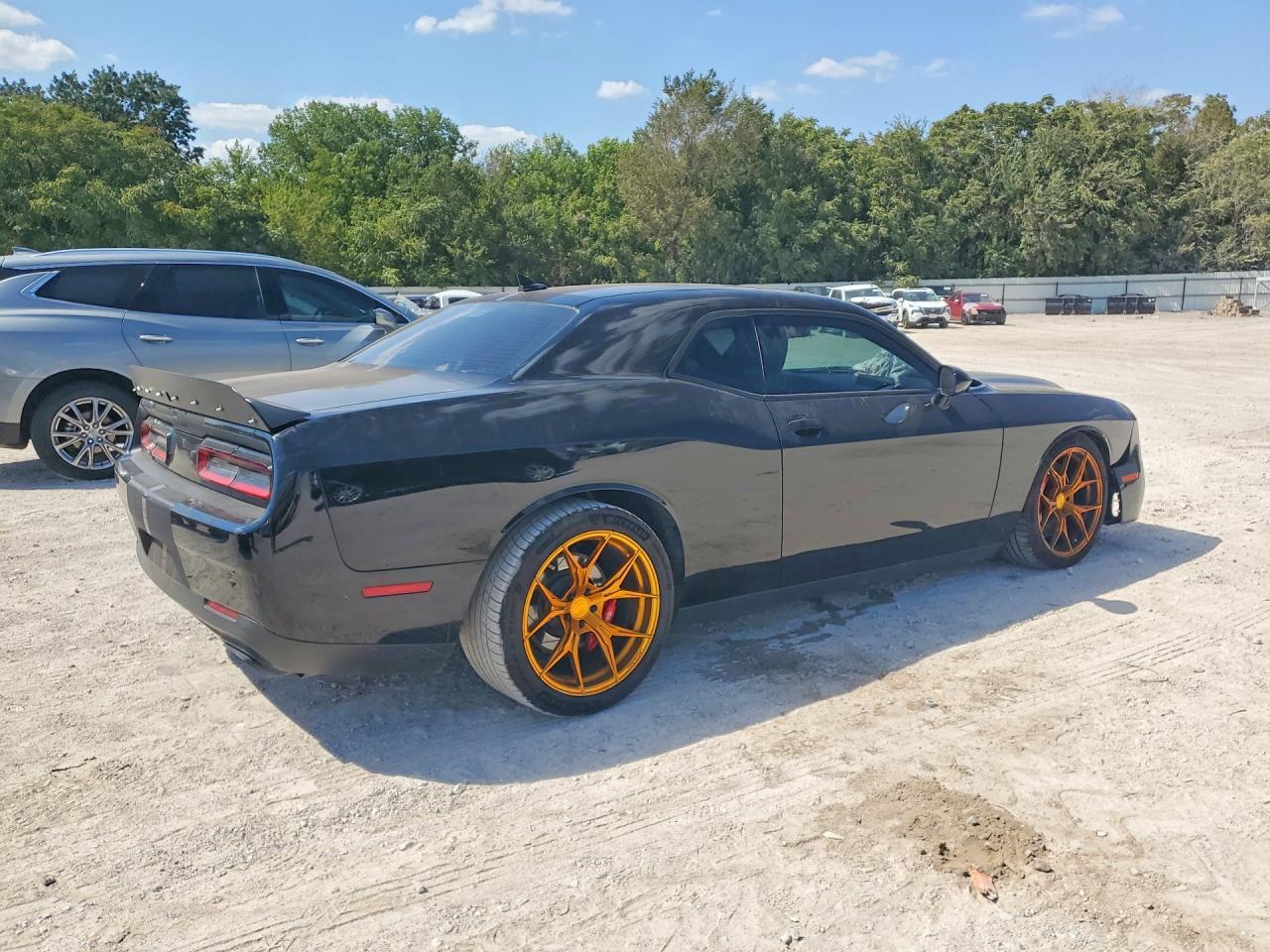 2016 Dodge Challenger Srt Hellcat - zdjęcie 3