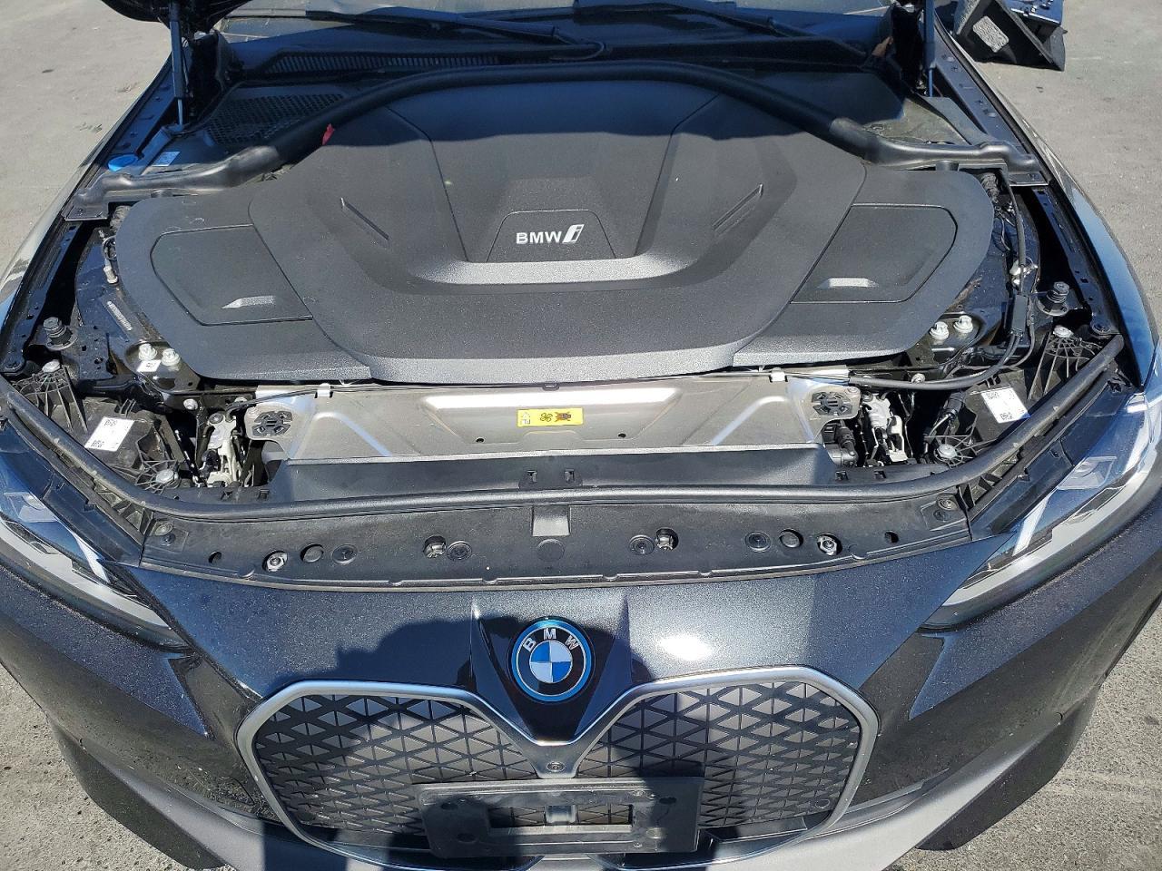 2025 BMW I4 Edrive 40 - zdjęcie 11