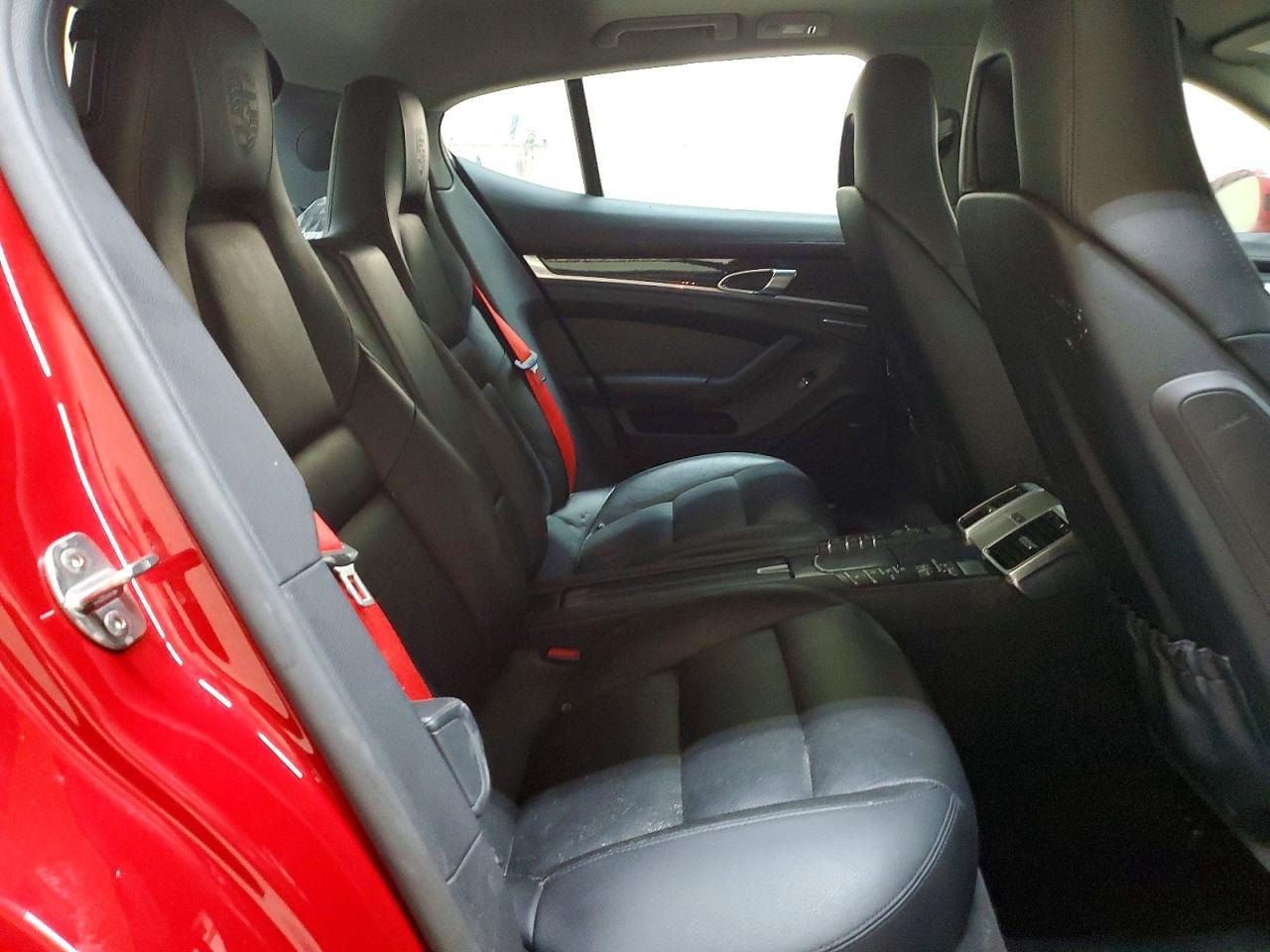 2016 Porsche Panamera 2 - zdjęcie 11
