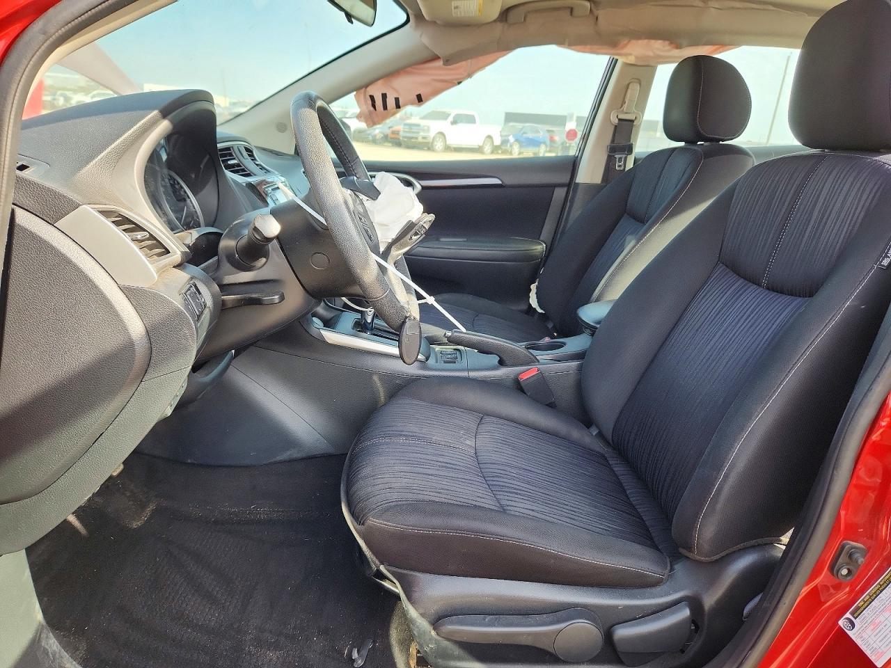 2017 Nissan Sentra S - zdjęcie 7