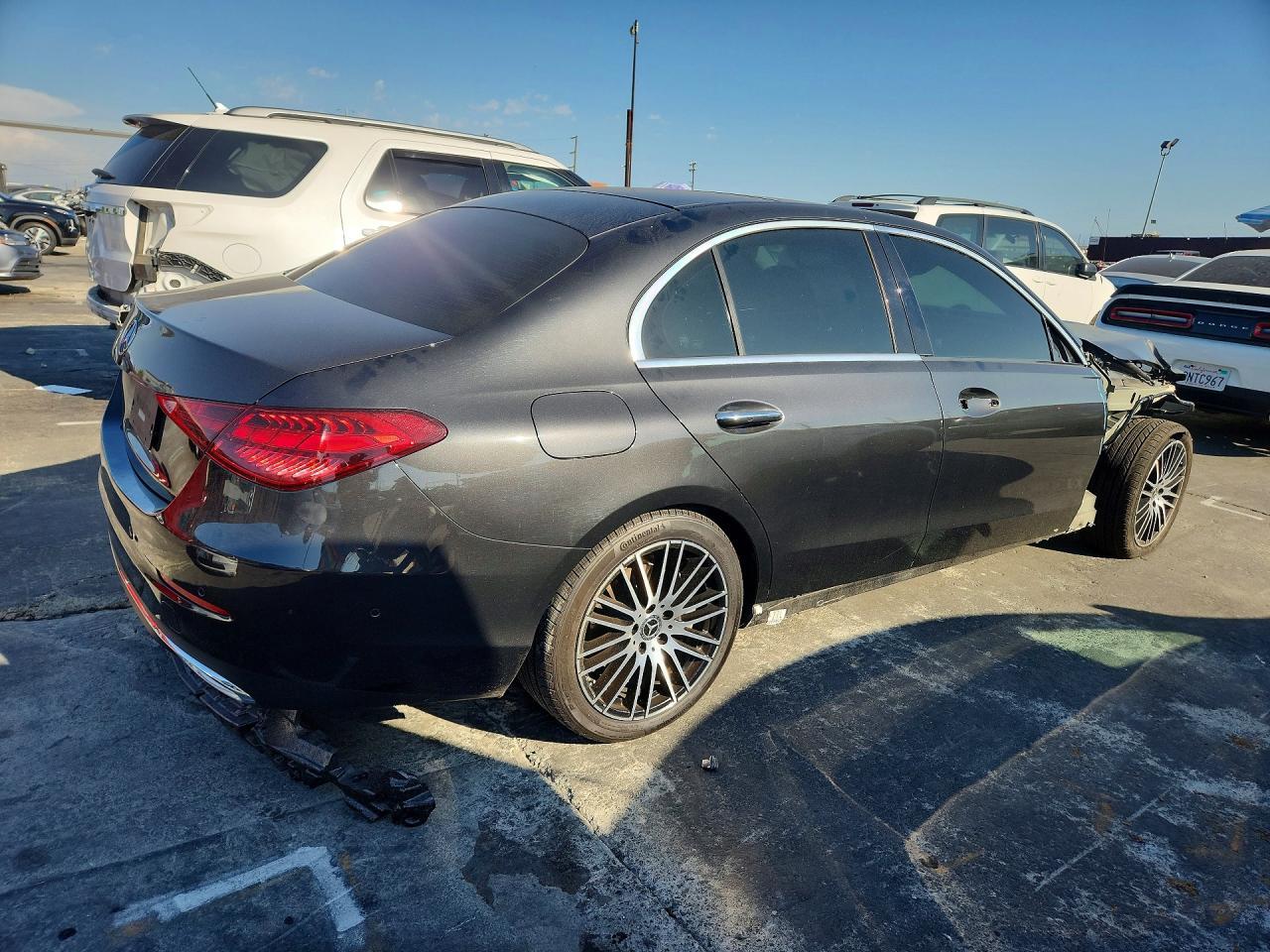 2022 Mercedes-Benz C 300 - zdjęcie 3