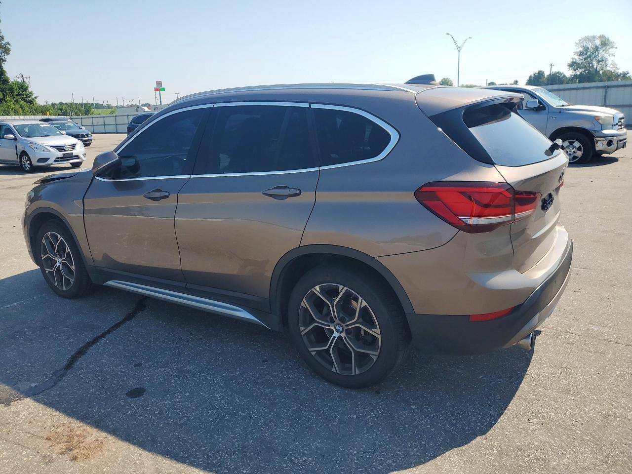 2020 BMW X1 xDrive28I - zdjęcie 2