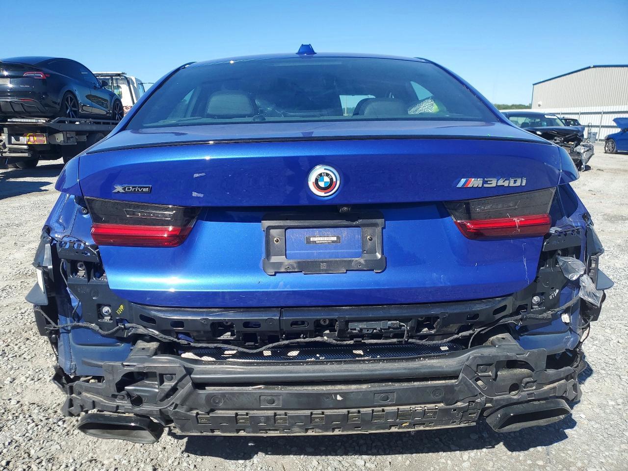 2023 BMW Seria 3 340i - zdjęcie 6