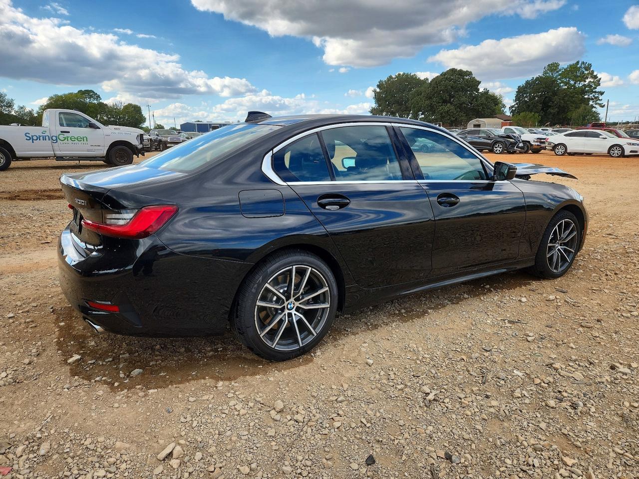 2020 BMW 330I - zdjęcie 3