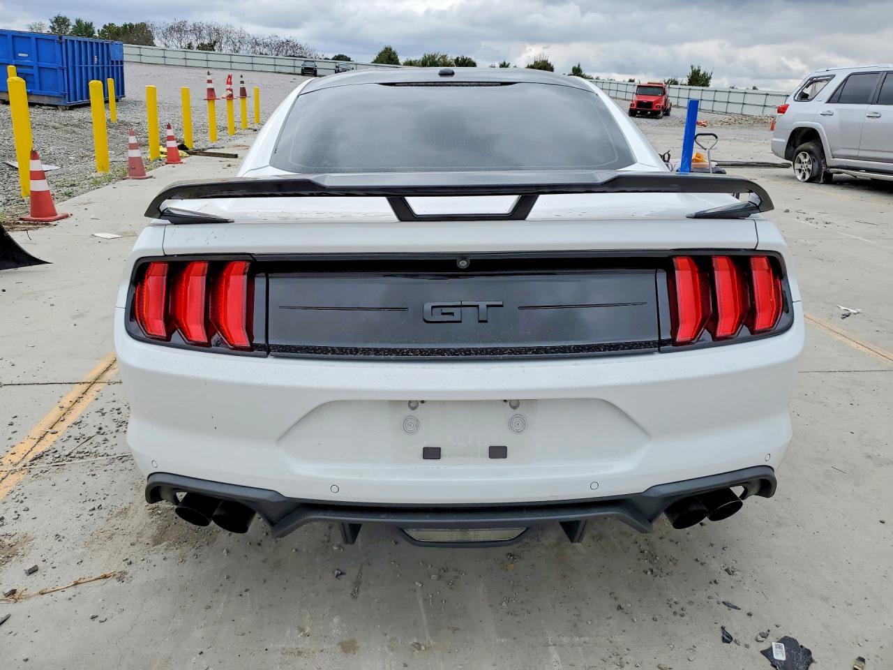 2019 Ford Mustang Gt - zdjęcie 6