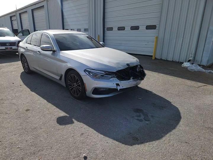 2017 BMW Seria 5 540i - zdjęcie 13