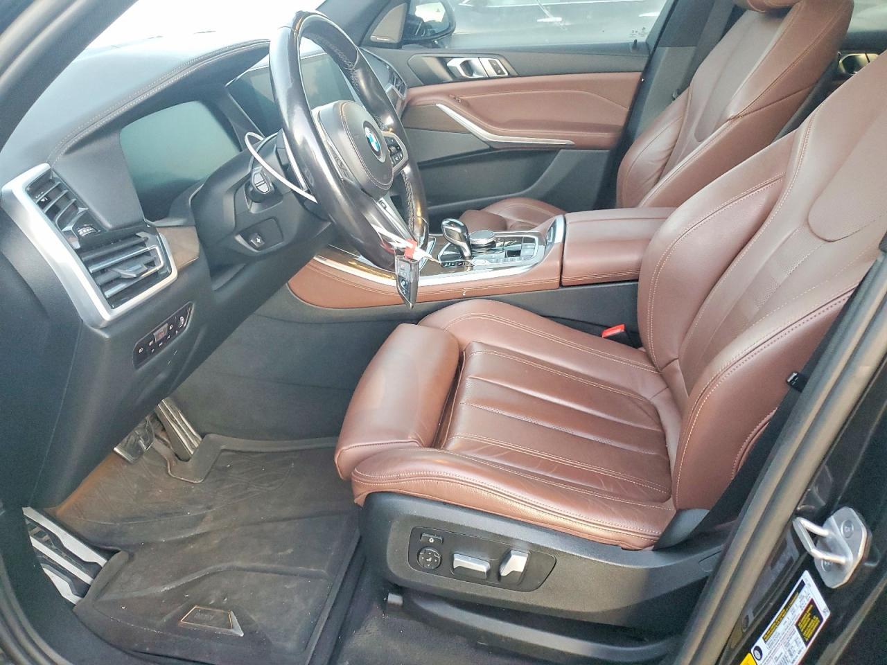 2021 BMW X5 xDrive40I - zdjęcie 7