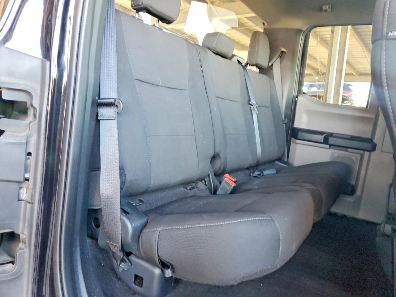 2019 Ford F150 Super Cab - zdjęcie 10