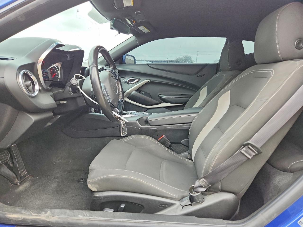 2020 Chevrolet Camaro Ls - zdjęcie 7