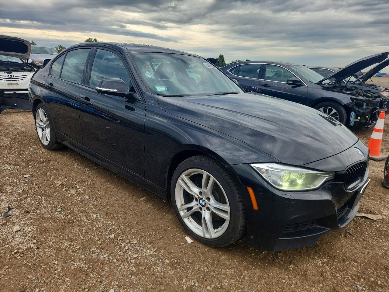 2014 BMW Seria 3 328i - zdjęcie 4