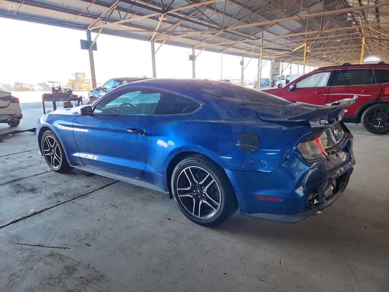 2018 Ford Mustang - zdjęcie 2
