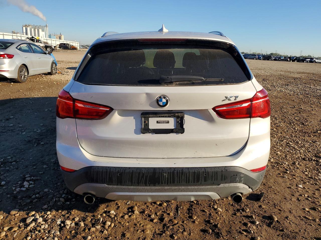 2016 BMW X1 xDrive28I - zdjęcie 6