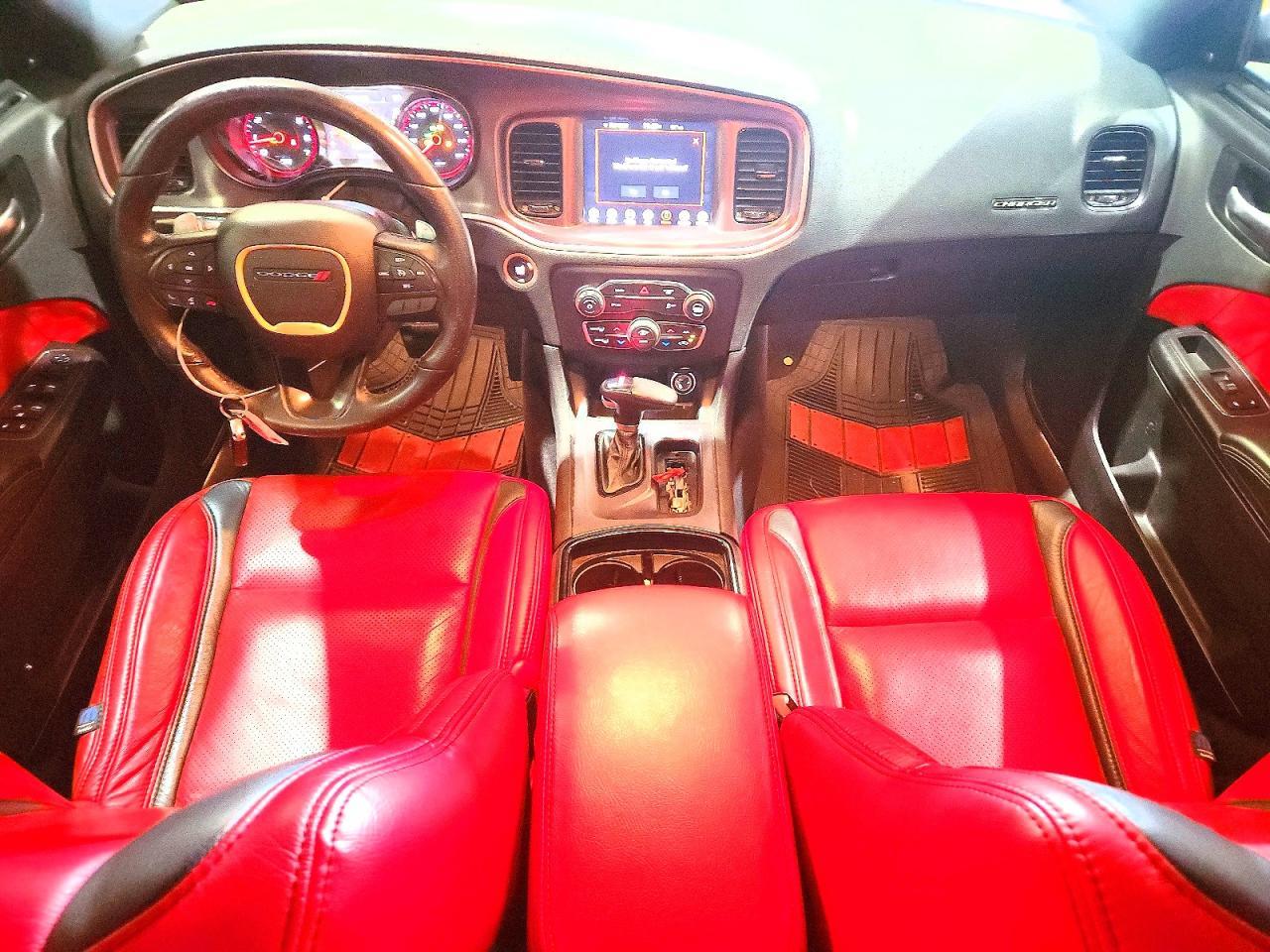 2017 Dodge Charger R/T - zdjęcie 8