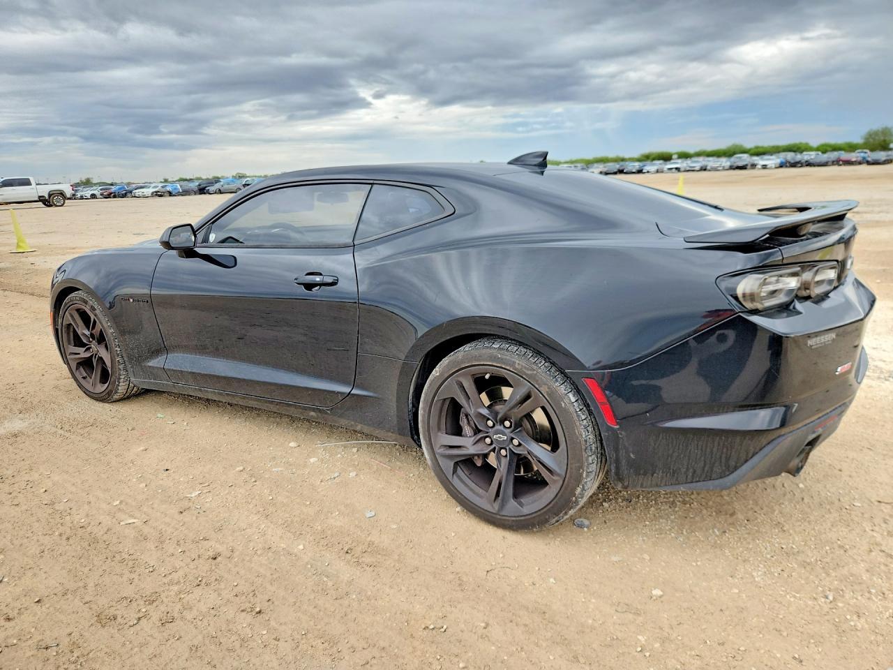 2022 Chevrolet Camaro Lt1 - zdjęcie 2