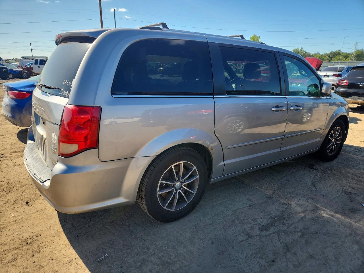 2017 Dodge Grand Caravan Sxt - zdjęcie 3