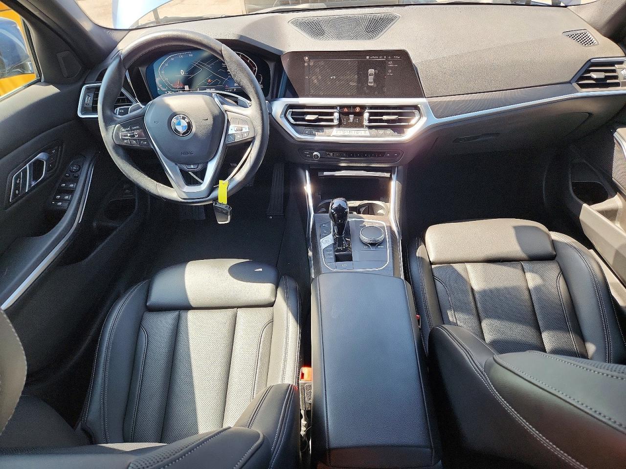 2022 BMW 330I - zdjęcie 8