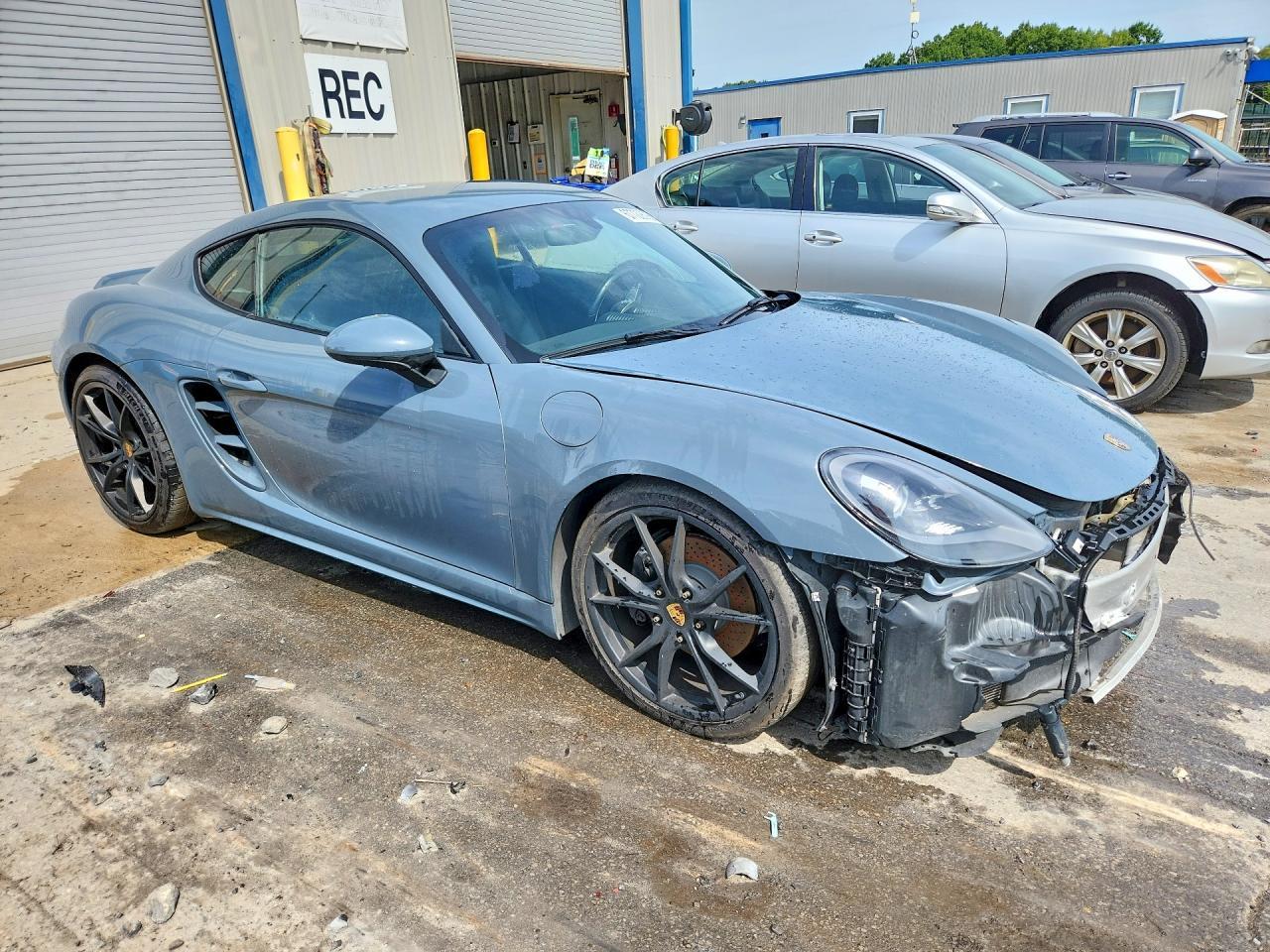 2017 Porsche 718 Cayman - zdjęcie 4
