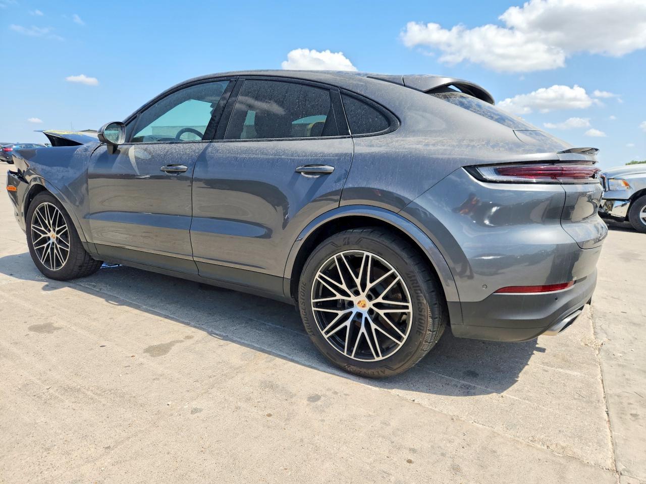2025 Porsche Cayenne Coupe - zdjęcie 2