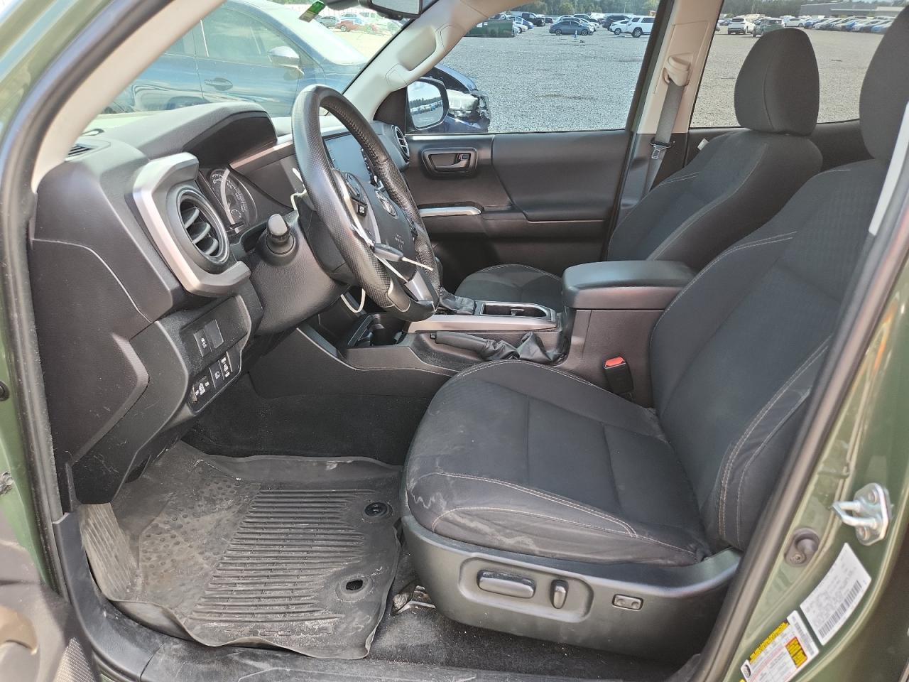 2021 Toyota Tacoma Sr5 V6 - zdjęcie 7