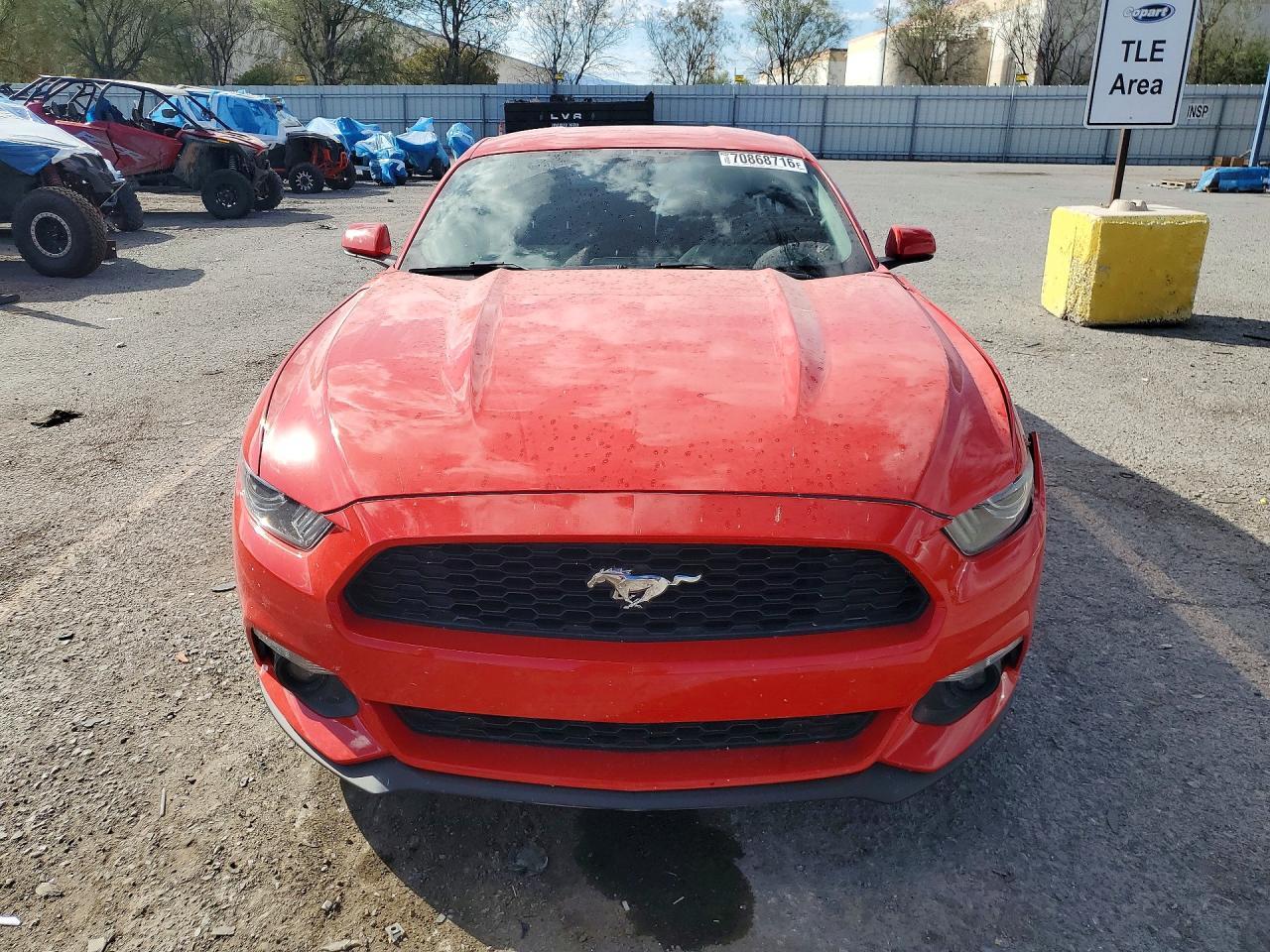 2015 Ford Mustang - zdjęcie 5