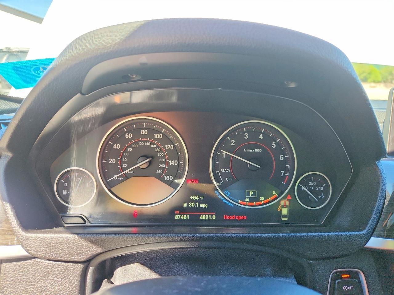 2018 BMW Seria 3 330i - zdjęcie 9