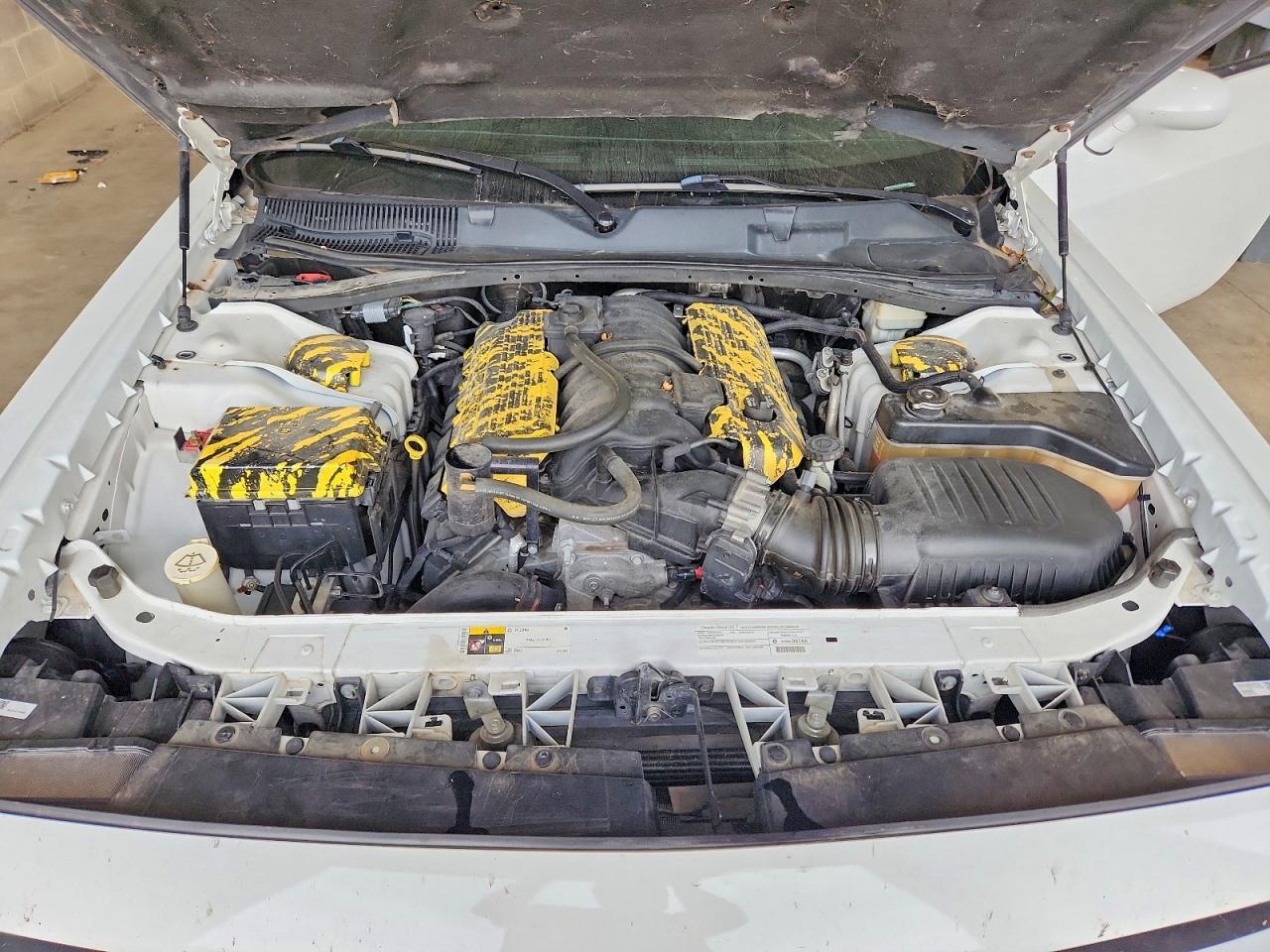 2014 Dodge Challenger Srt8 Core - zdjęcie 11